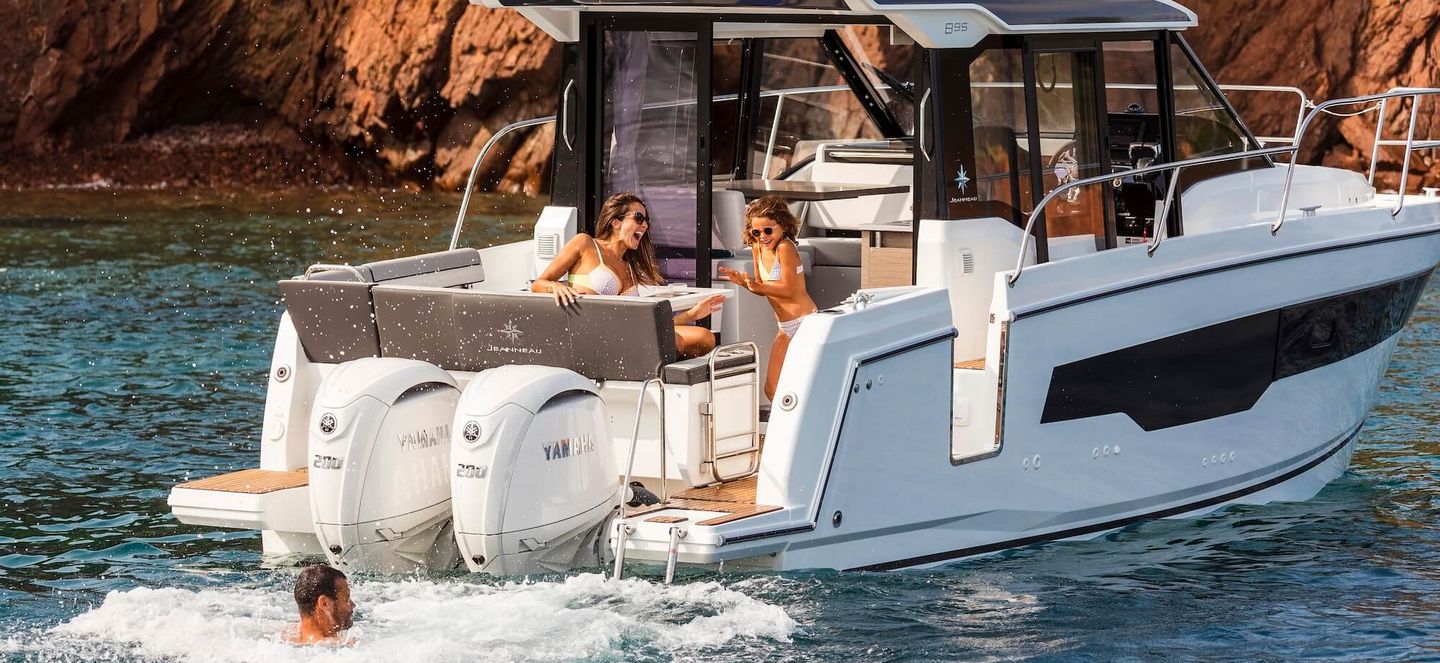Jeanneau Power Merry Fisher 895 Series 2 NEW