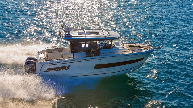 Jeanneau-Power Merry Fisher-895 Sport