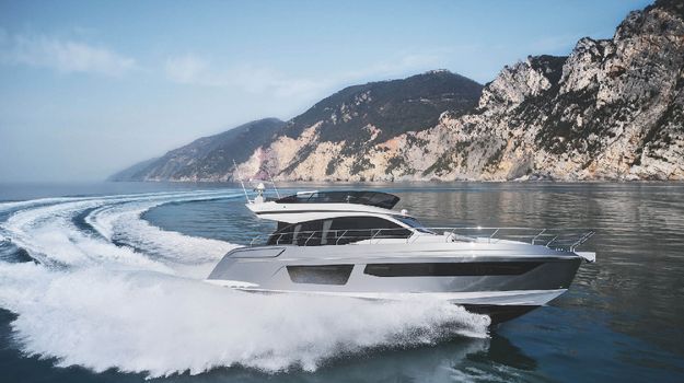 Azimut-Fly-53