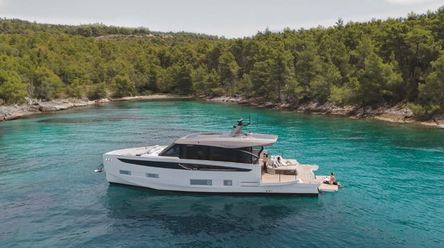 Azimut-Seadeck-6