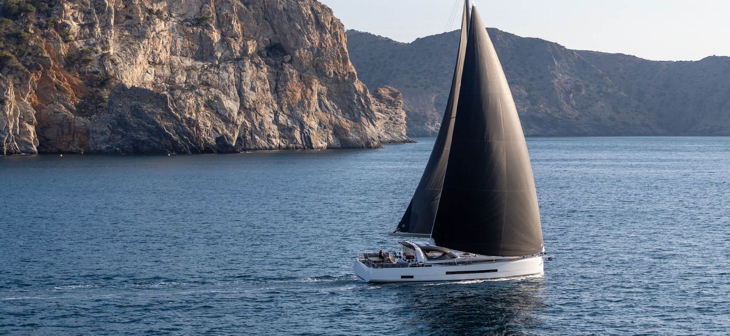 Jeanneau Sailing Yacht 55