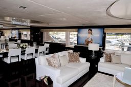 Motor Yacht 