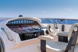 Motor Yacht 