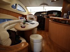 56 Flybridge 