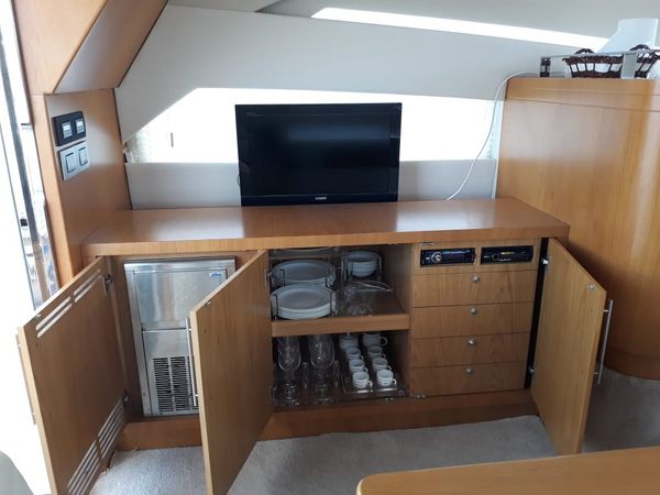 Muse 44 Flybridge 