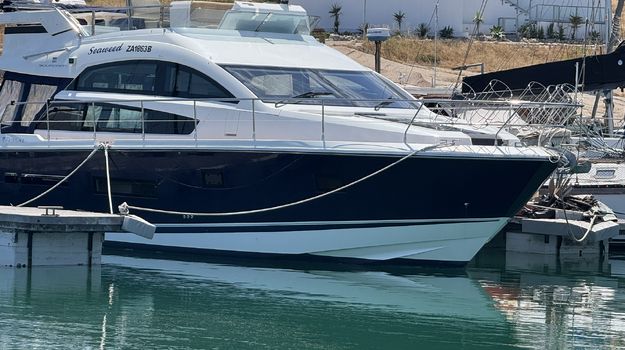 Fairline-Flybridge-Squadron 42