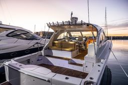 43 Offshore Express 