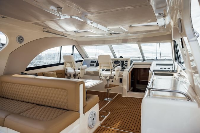 43 Offshore Express 