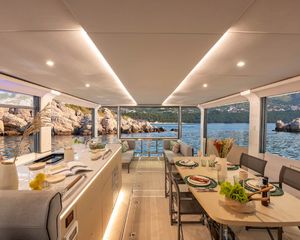 Jeanneau's Sea Loft 480: The floating villa hotels and resorts have been waiting for